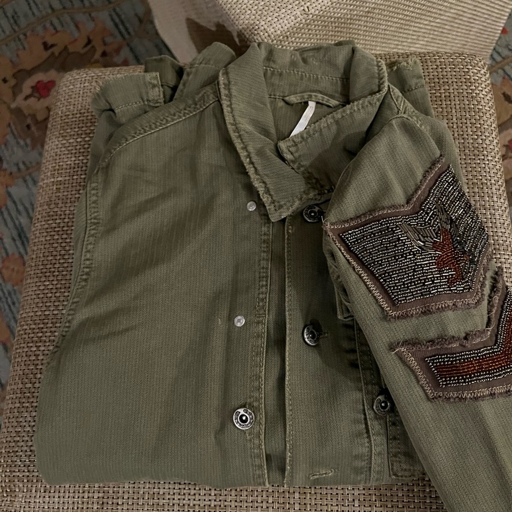 Free People Military inspired shirt/ light jacket L